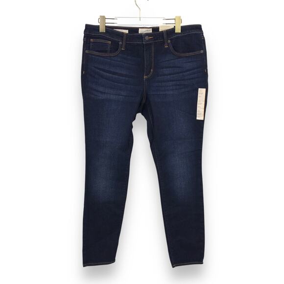 Universal Thread Mid Rise Skinny Jeans 16/33R Stretchable Denim Medium Blue NWT - Picture 1 of 11